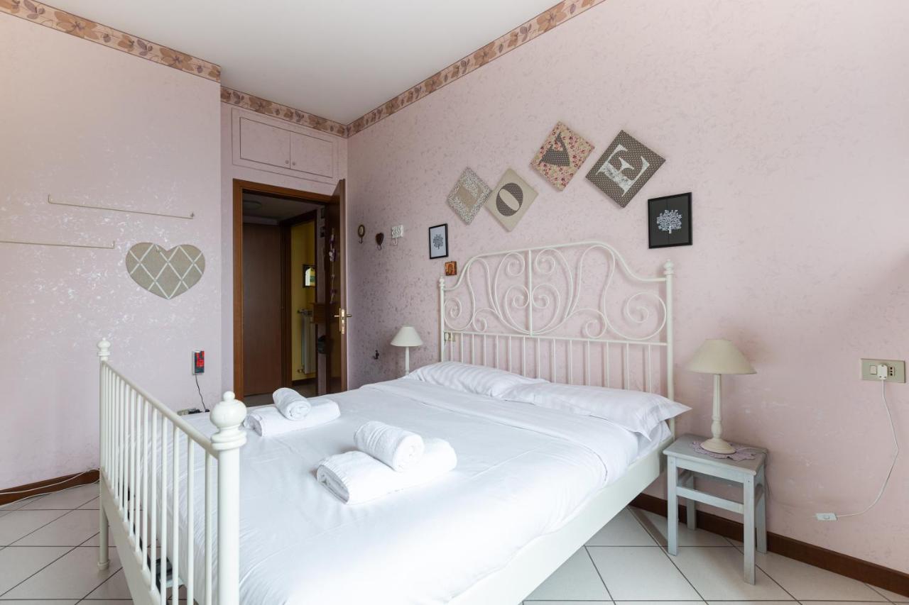 Bnbutler Torelli - Grazioso E Luminoso Bilocale Milão Exterior foto