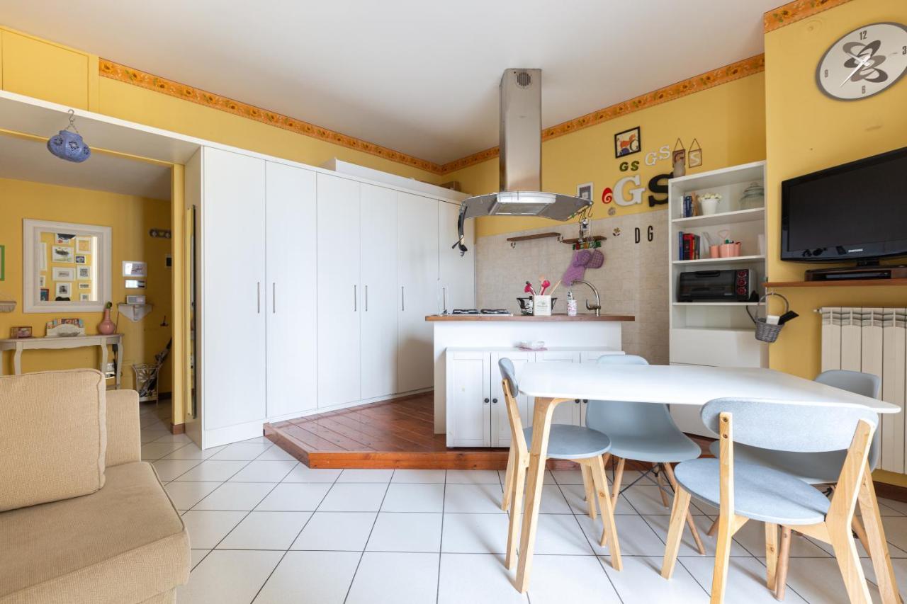 Bnbutler Torelli - Grazioso E Luminoso Bilocale Milão Exterior foto